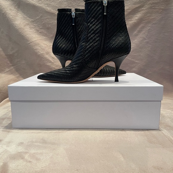 Black Christian Dior boots! Size 37🖤 - Picture 5 of 13